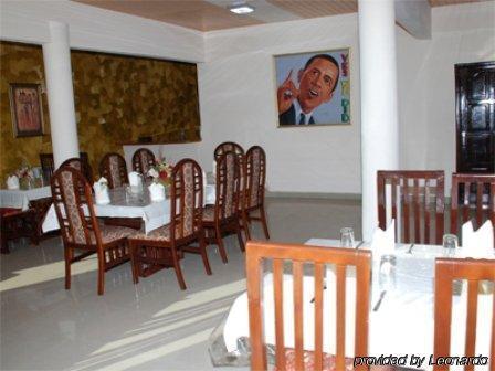 Hotel Obama Accra Esterno foto