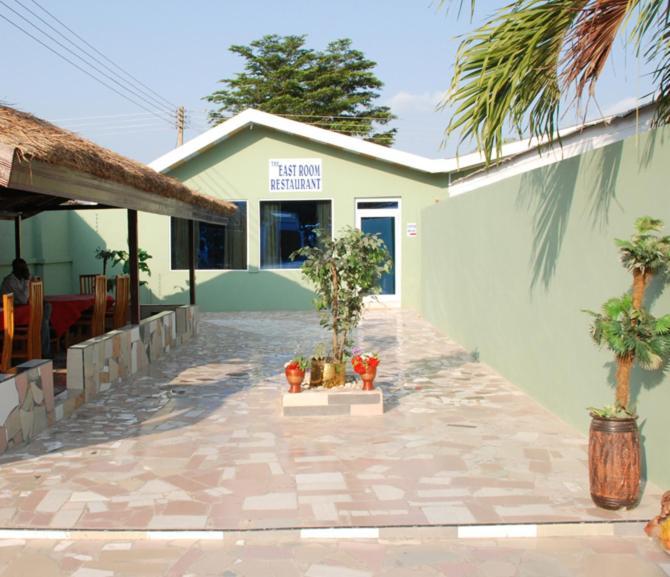 Hotel Obama Accra Esterno foto