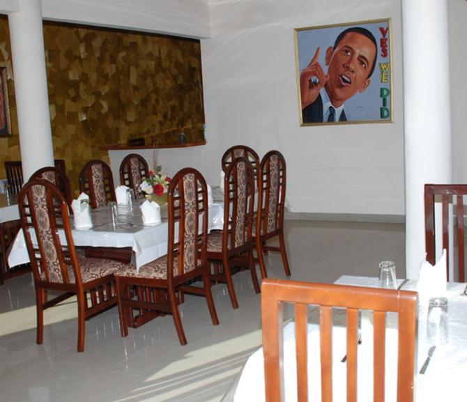 Hotel Obama Accra Esterno foto